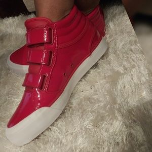 NWOT: DC Shoes Women's Evan Hi V SE High Top Shoes